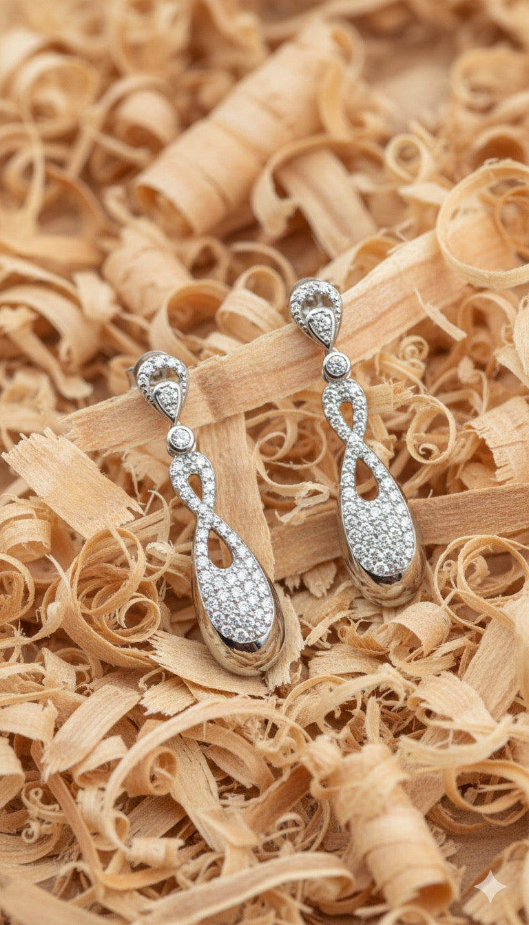 HORIZONTAL INFINITY STUDDED