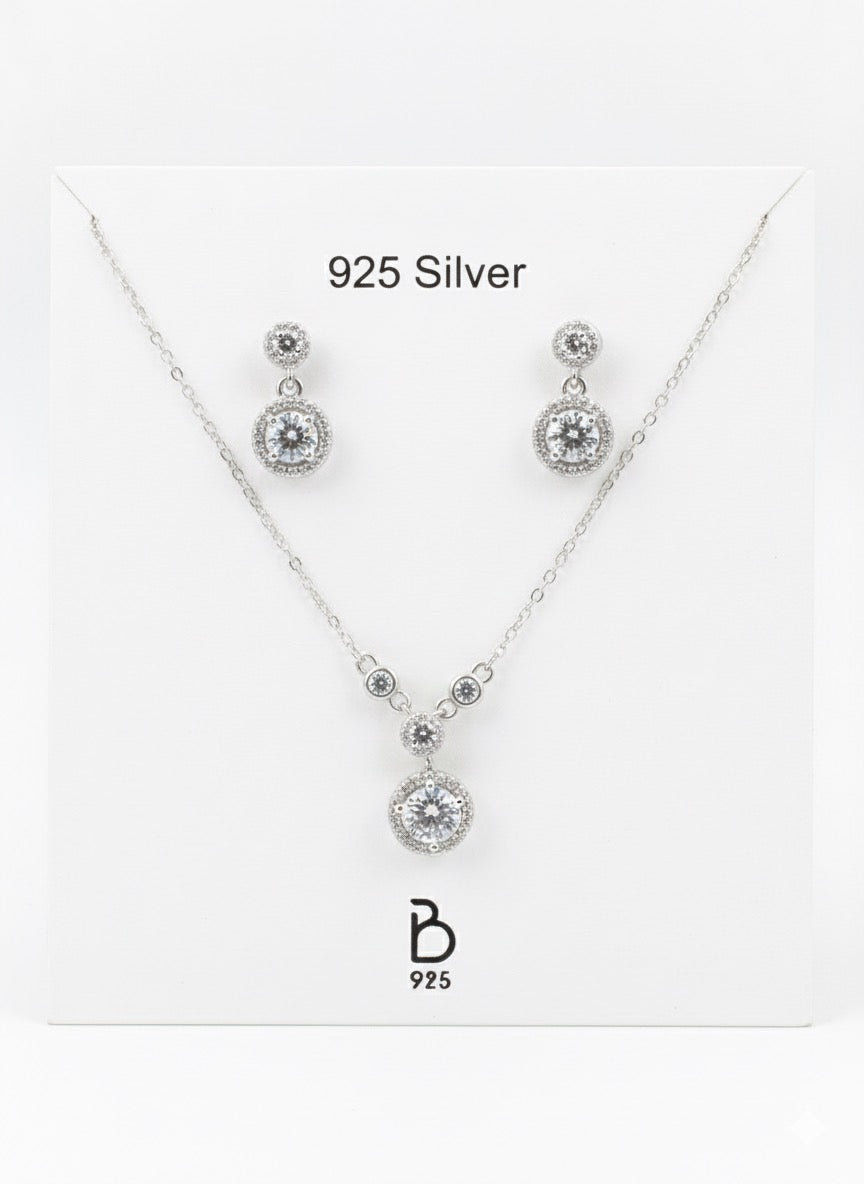 Halo circle pendant set with chain