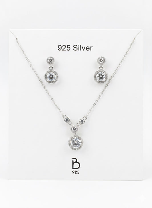 Halo circle pendant set with chain