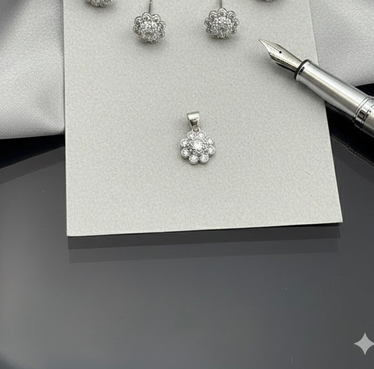 Flower small studded 3 piece set