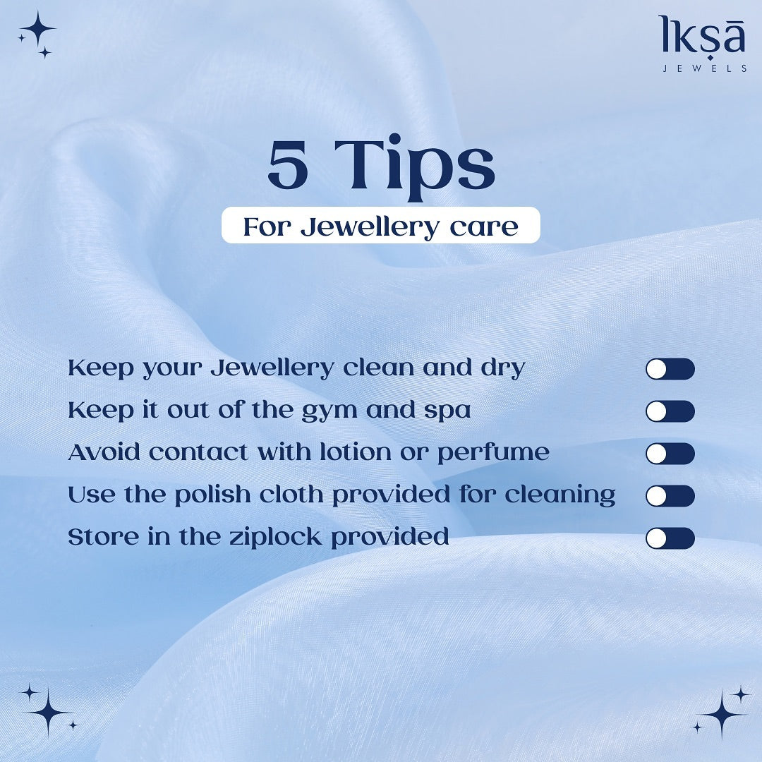 QUEEN SOLITAIRE RING