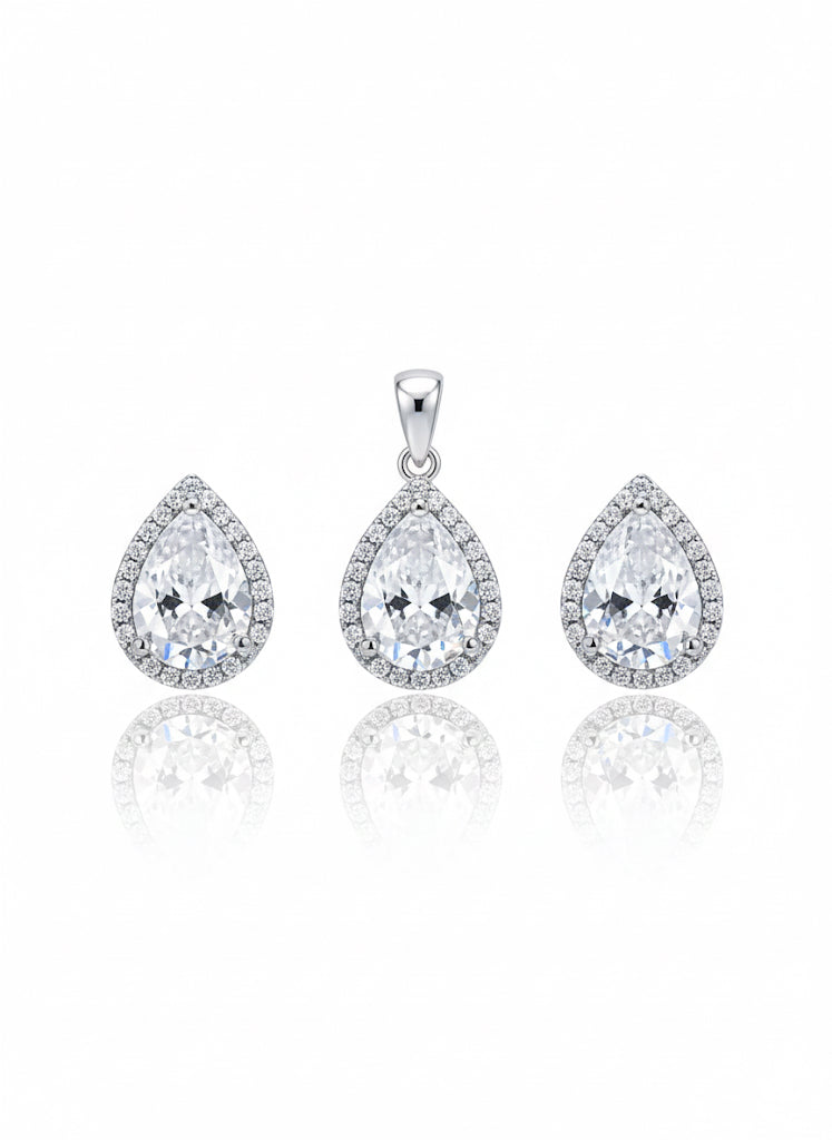 Halo pear shapped studded pendant set