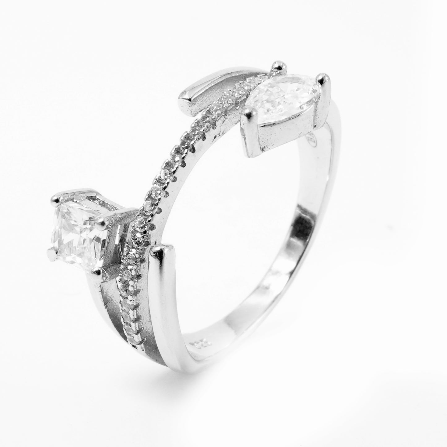 Line Bezel Ring