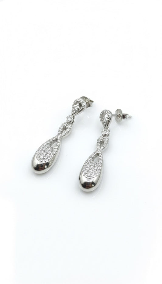 HORIZONTAL INFINITY STUDDED