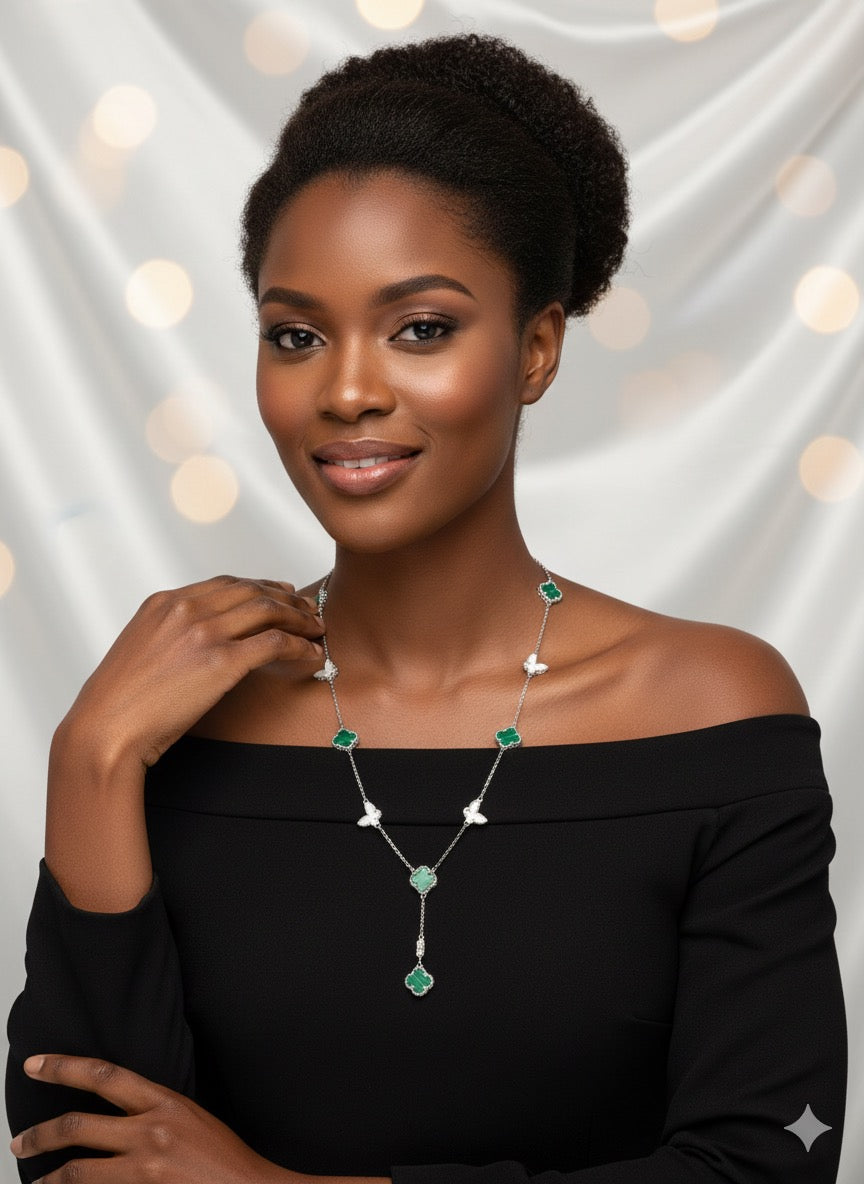 GREEN CLOVER NECKLACE