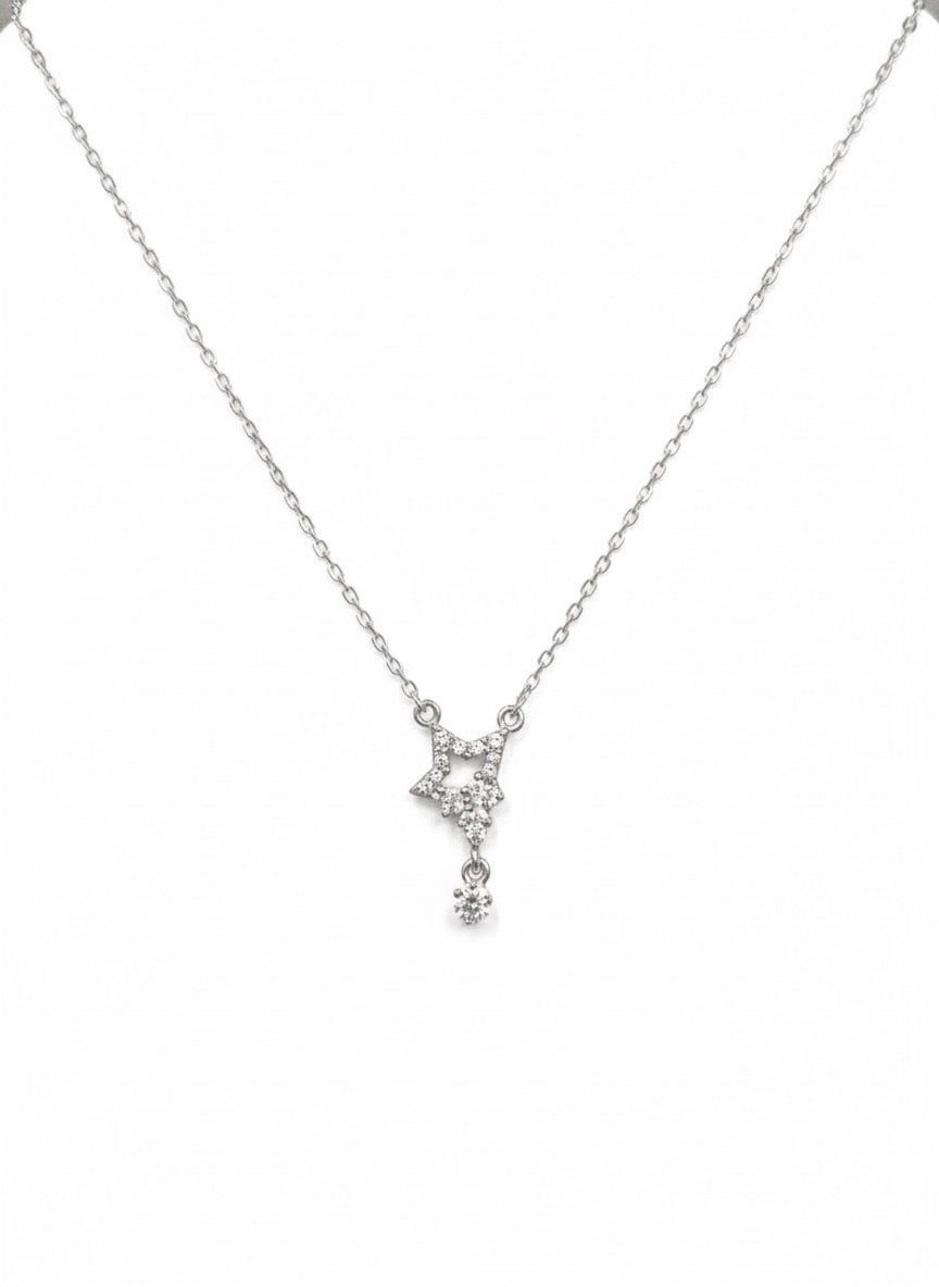 Delicate star Chain Pendant
