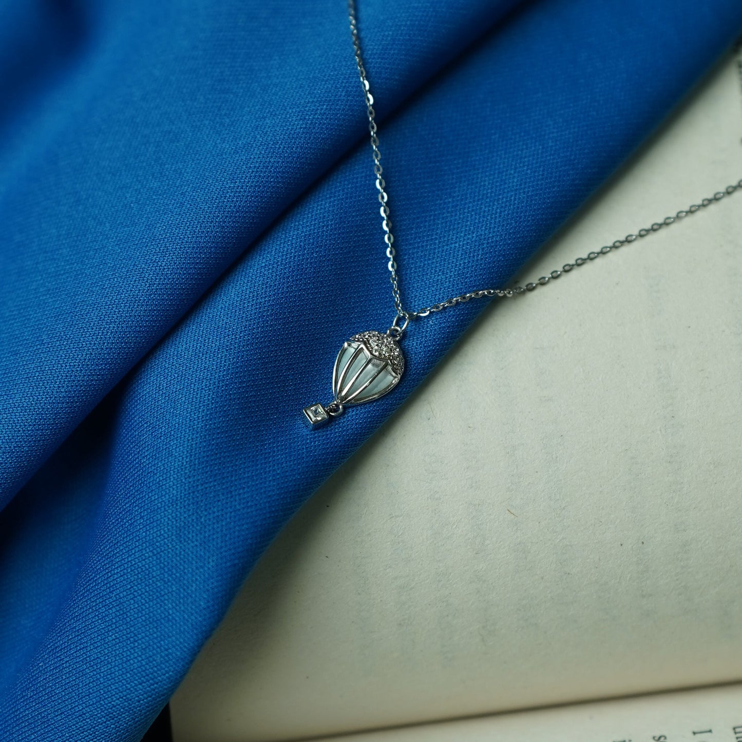 Parachute Chain Pendant